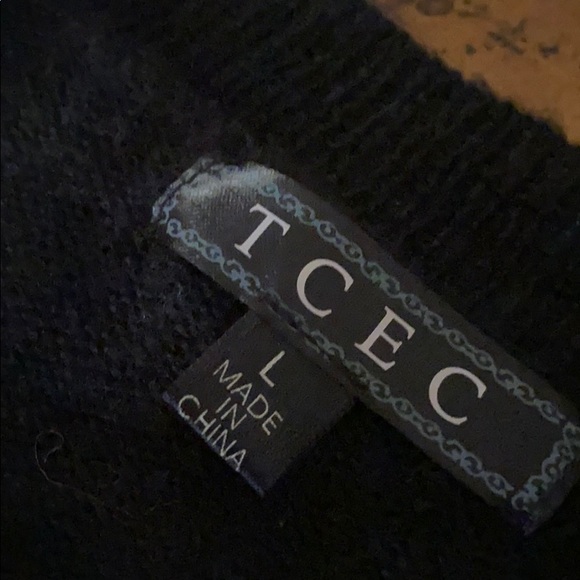 COPY - TCEC distressed black sweater with white crosses L - Picture 6 of 13